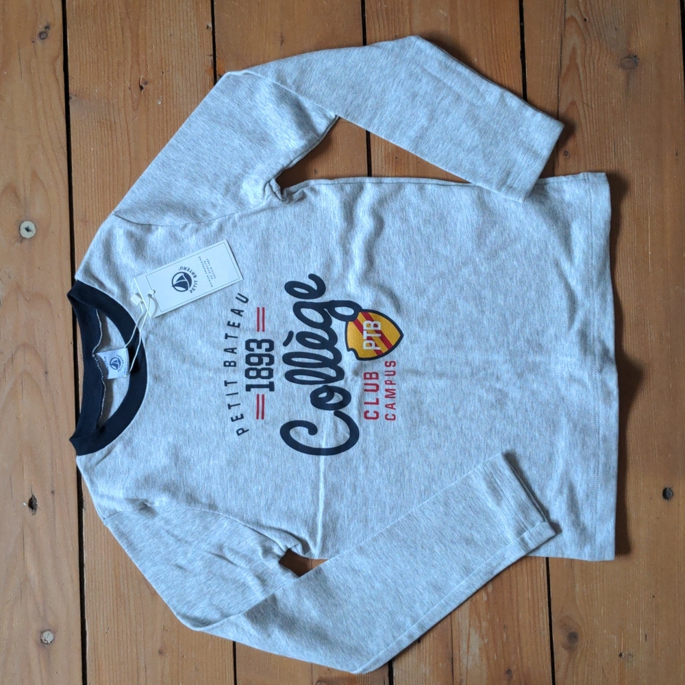 200-**NWT** Petit Bateau Long Sleeves t-shirt